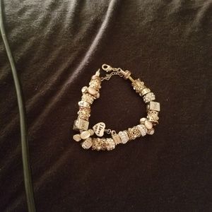 Tennis bracelet